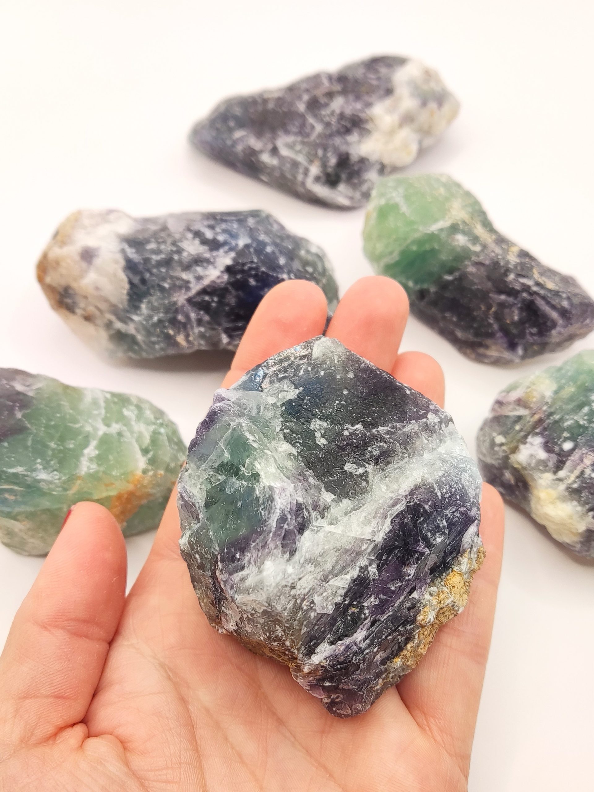 Mavrični Fluorit surov