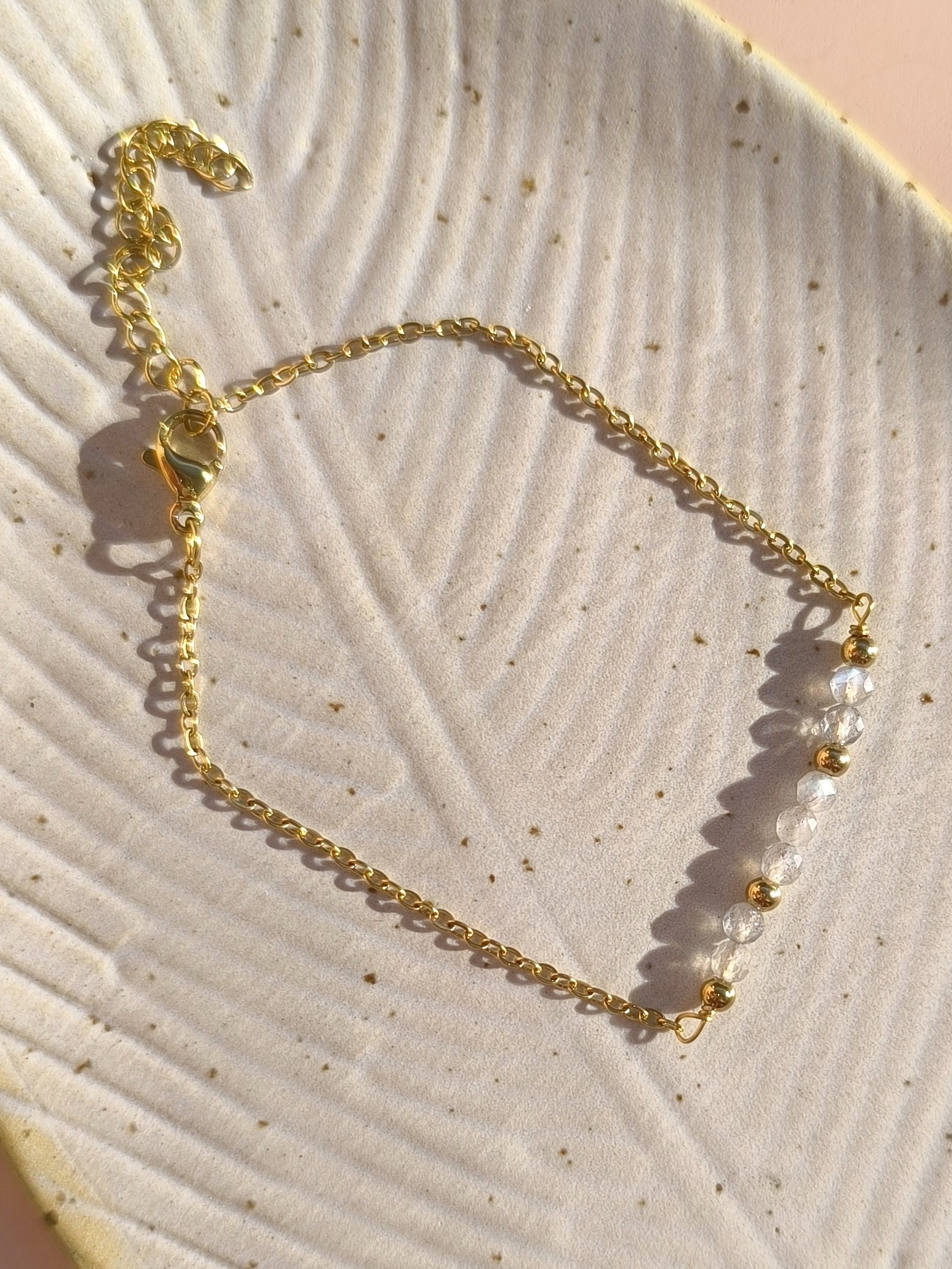 Zapestnica s kristali Labradorita