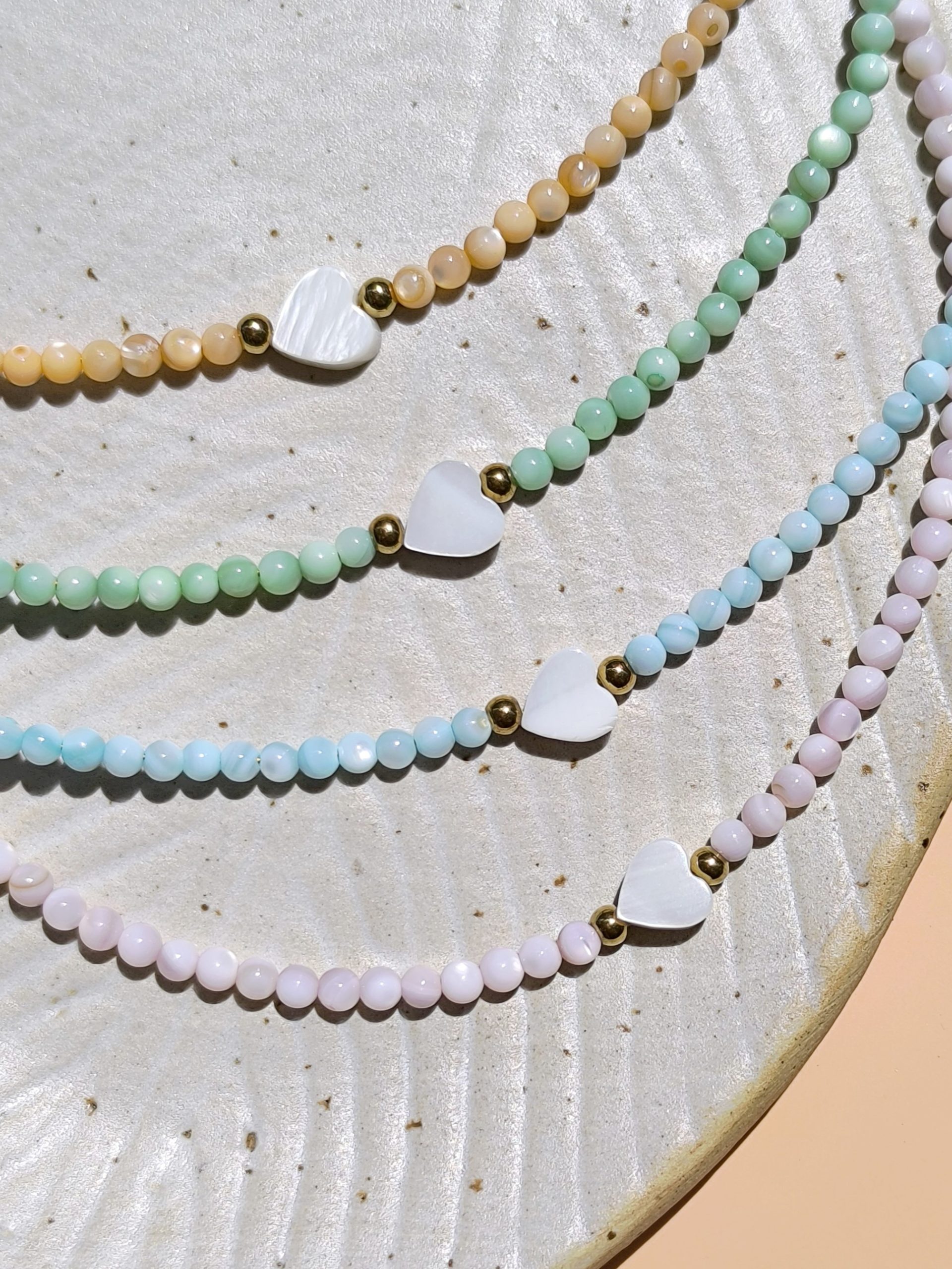 Verižica "Mother of pearl"